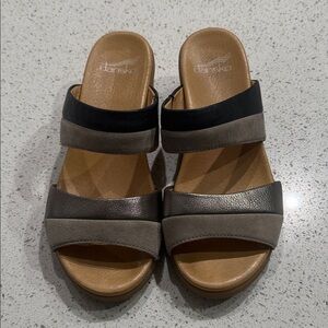 Dansko Women's Black and Gray Mules